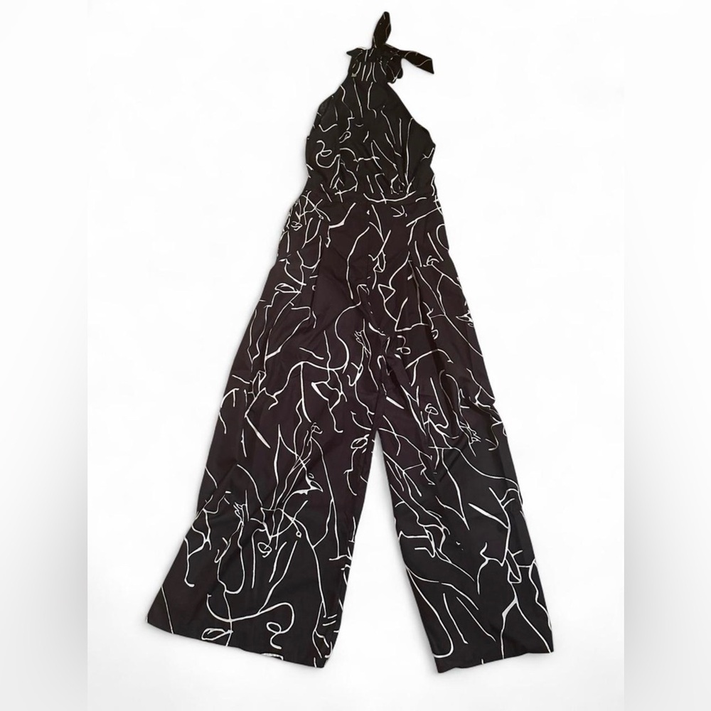 Elegant Black and White Women's Jumpsuit